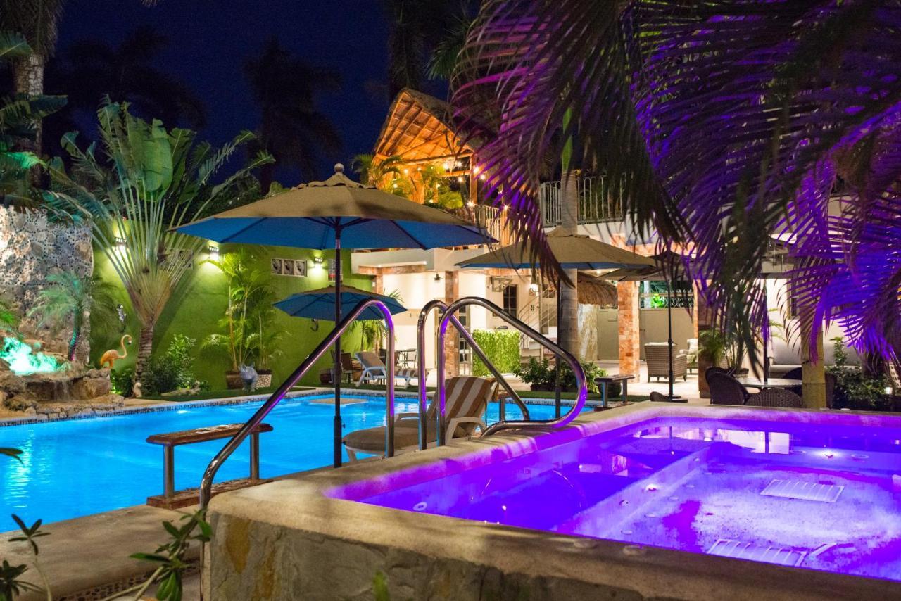 Alamos Inn Hotel Con Jacuzzi Y Piscina Cancún Eksteriør bilde