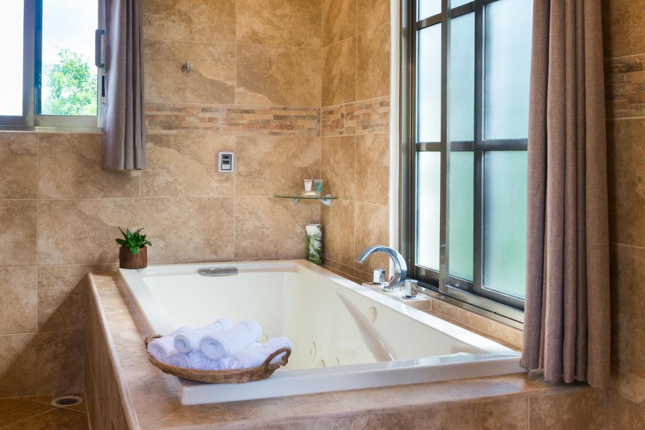 Alamos Inn Hotel Con Jacuzzi Y Piscina Cancún Eksteriør bilde