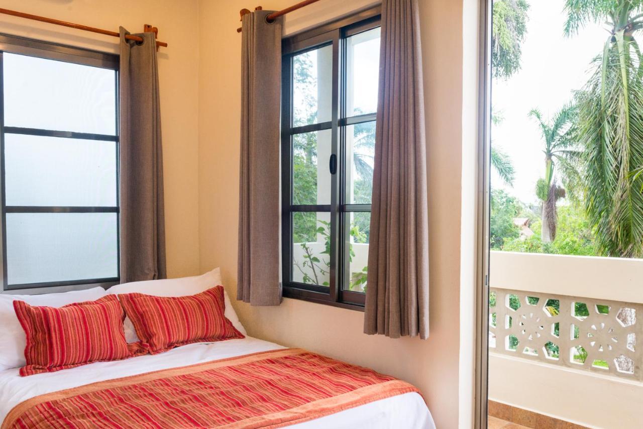Alamos Inn Hotel Con Jacuzzi Y Piscina Cancún Eksteriør bilde