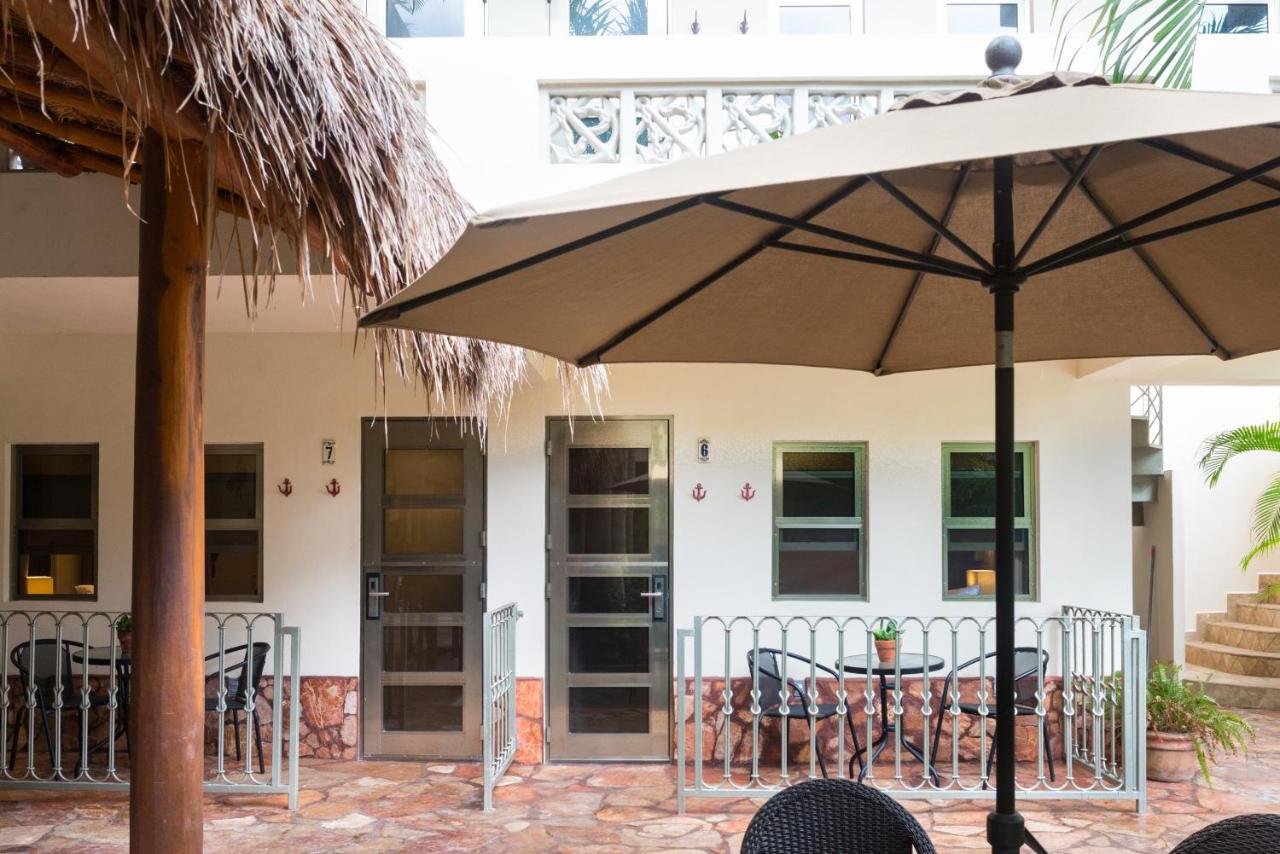Alamos Inn Hotel Con Jacuzzi Y Piscina Cancún Eksteriør bilde