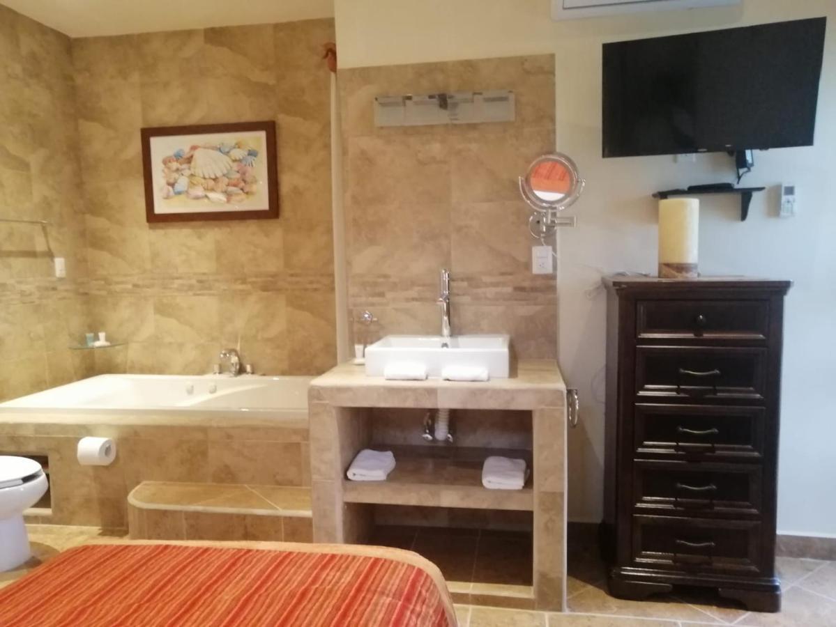Alamos Inn Hotel Con Jacuzzi Y Piscina Cancún Eksteriør bilde